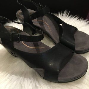 Dansko Tasha Black Leather Sandal – Sz 40 or 9.5